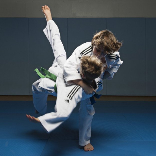 Kimono judo adidas clearance enfant