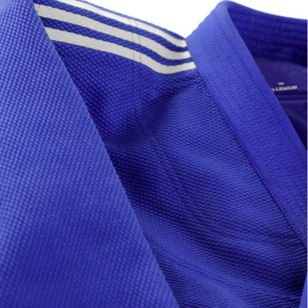 Kimono de judo hotsell millenium limited edt adidas