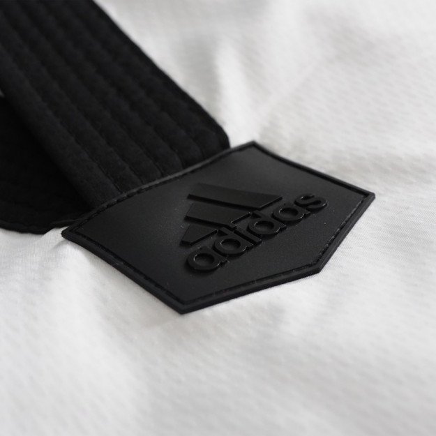 Dobok adidas outlet col noir